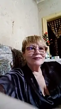 SophieBurns online show from June 2026 10:20:01 PM