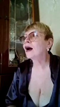 SophieBurns online show from June 2026 10:20:01 AM
