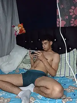 Snapshot of baby_22cm chatting on July 2026 08:01:01 PM baby 22cm online show from July 2026 08:01:01 PM