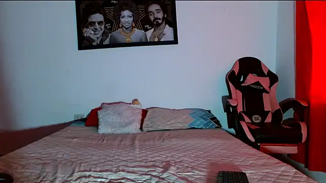 karolsweetvagi online show from April 2026 05:40:01 PM