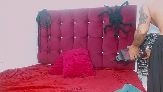 SkinnyDevil12 online show from March 2026 03:24:01 AM