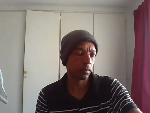 lavelle26 online show from April 2026 01:16:02 PM