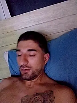 Snapshot of Camilo696903 chatting on July 2026 09:02:01 AM Camilo696903 online show from July 2026 09:02:01 AM