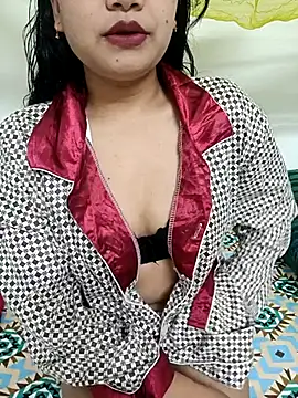 EliraMoon online show from March 2026 04:56:02 PM