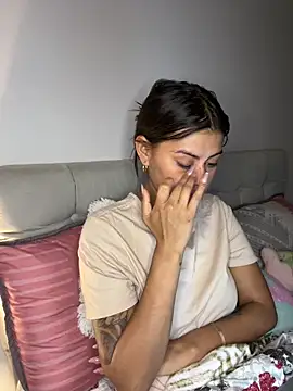 RachelWeisz  online show from April 2026 10:10:01 AM