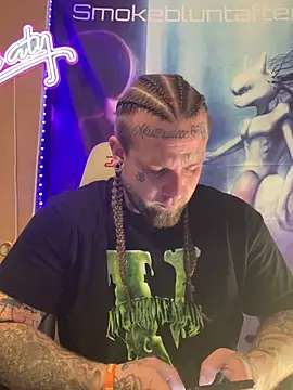 Smokebluntafterblunt online show from April 2026 01:10:02 AM