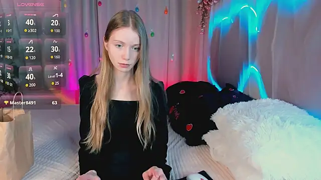 lada2k4 online show from April 2026 06:19:01 AM