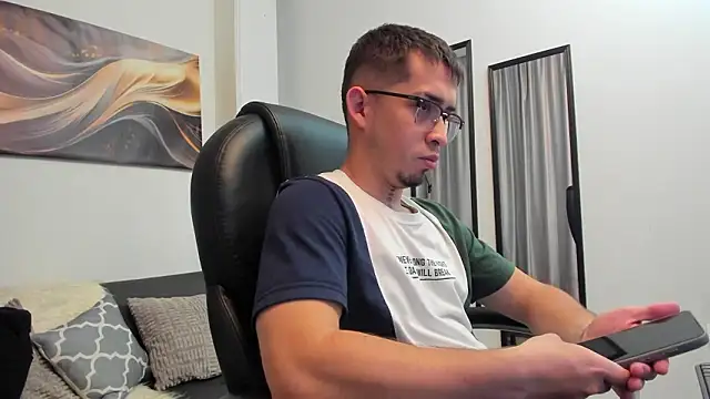 Tommas Jhonson online show from March 2026 03:53:02 AM