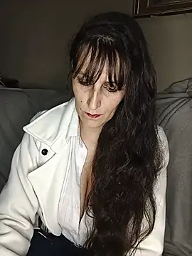 Abril38 online show from May 2026 06:37:02 PM