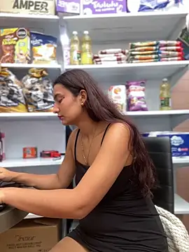 -BabyLuna online show from March 2026 01:06:01 PM