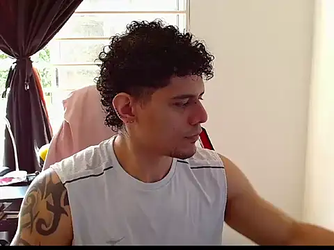 Logan0626 online show from March 2026 07:18:02 PM