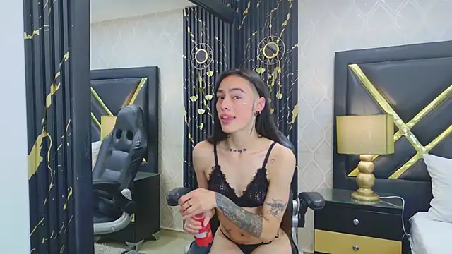 LaurenHazell online show from March 2026 03:44:01 AM