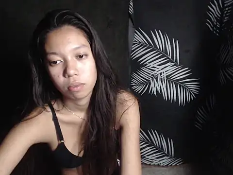 urgirlyflor online show from May 2026 02:03:02 PM