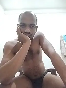 Snapshot of Daddyishere_19 chatting on June 2026 06:18:02 PM Daddyishere 19 online show from June 2026 06:18:02 PM