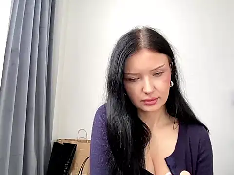 JoanGold online show from April 2026 06:16:01 AM