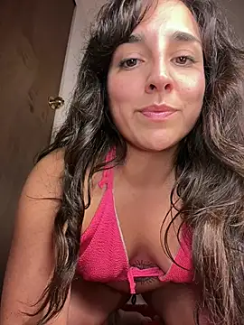 Latinaelisa online show from April 2026 03:09:02 AM