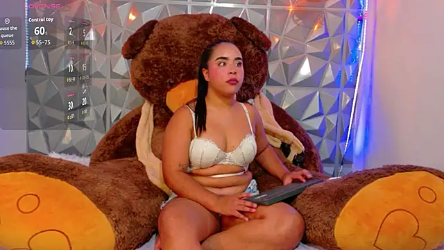 Mily Angel online show from February 2026 12:20:01 PM