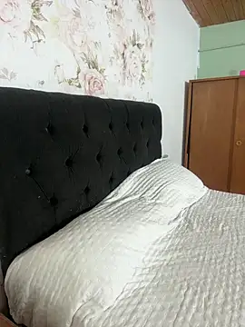 AriBeautiful online show from March 2026 01:57:01 AM