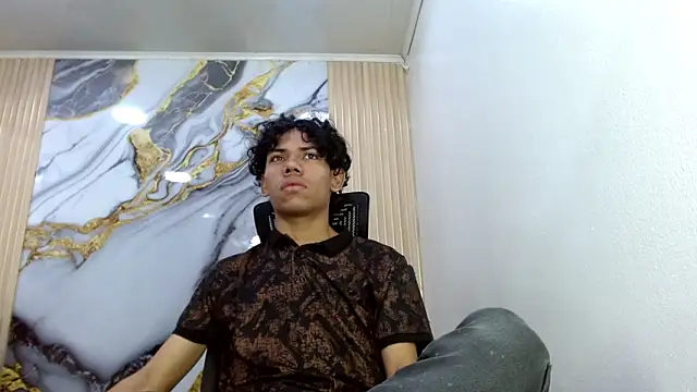 DaviidBuckx  online show from March 2026 02:16:02 AM