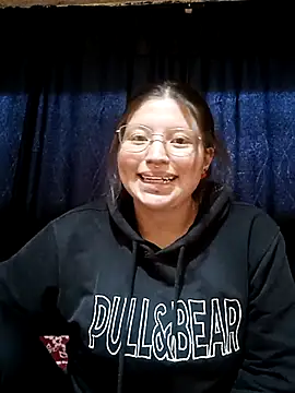 Snapshot of Monroe0303 chatting on April 2026 10:37:02 PM Monroe0303 online show from April 2026 10:37:02 PM