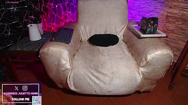 GoddessJulietteNoiir online show from June 2026 11:02:01 AM