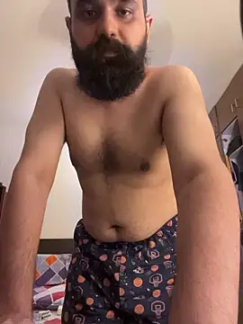 Snapshot of beerboy2222 chatting on June 2026 04:30:01 PM beerboy2222 online show from June 2026 04:30:01 PM