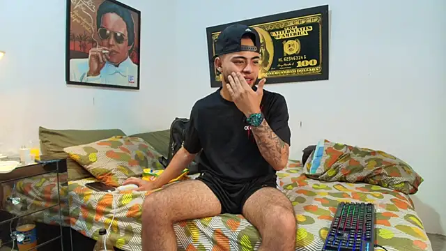 Xanderstone00 online show from April 2026 04:56:01 AM