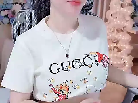 Agnelyn    online show from July 2026 11:40:01 AM