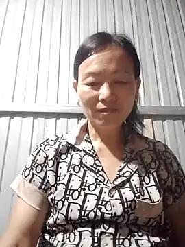 Kiss love2 online show from June 2026 03:48:01 AM