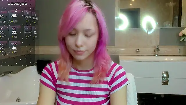 EmilyTrase online show from April 2026 01:25:02 AM