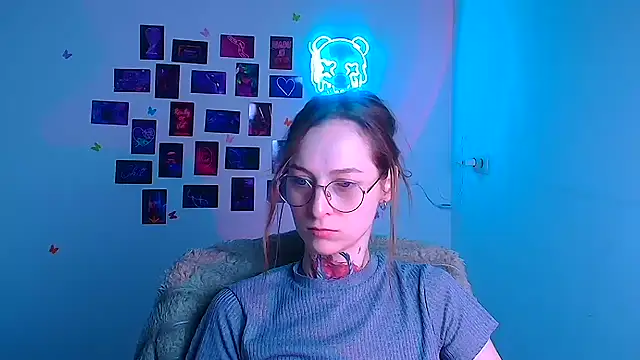 Esmi Winter online show from March 2026 06:08:02 AM