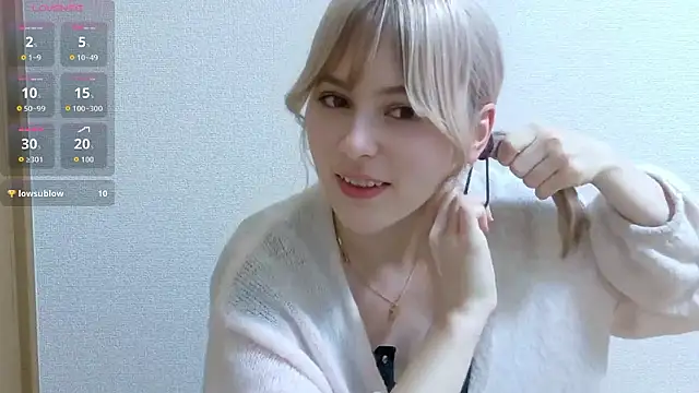 Snapshot of e_ri_ka93 chatting on May 2026 01:50:02 PM e ri ka93 online show from May 2026 01:50:02 PM