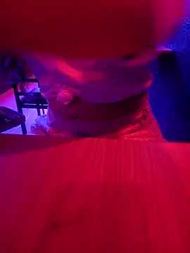 giloirinha5 online show from April 2026 01:48:01 AM