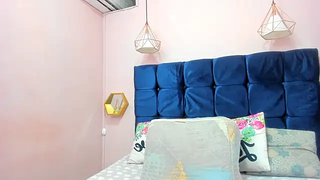 Sexy ebony 1 online show from April 2026 07:58:02 PM