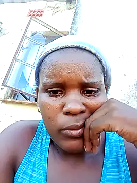 MrsTrina online show from February 2026 01:43:01 PM