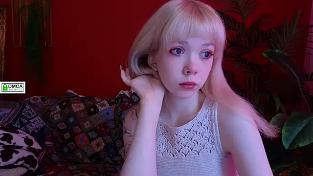 Rochelle kitty online show from March 2026 01:17:01 PM