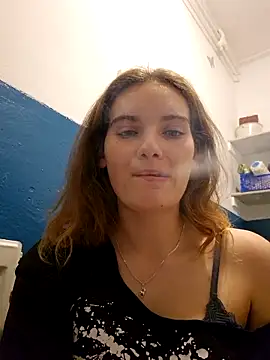 sweetsophie69 online show from March 2026 06:45:02 PM