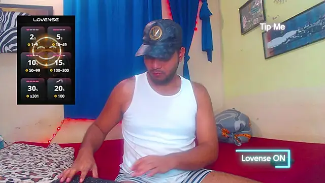 Snapshot of SamiQadir chatting on February 2026 04:40:02 AM SamiQadir online show from February 2026 04:40:02 AM