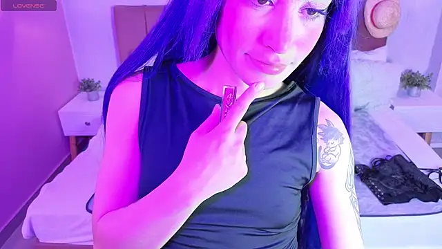 emma wilder  online show from March 2026 07:04:02 PM