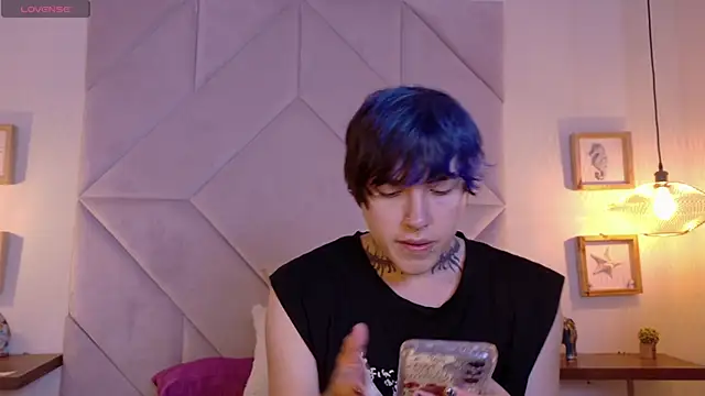 Sateh and Hikary online show from March 2026 09:48:01 PM