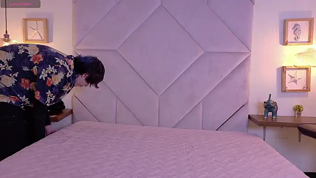 Sateh and Hikary online show from April 2026 08:09:02 PM