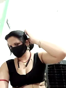 karishma Bhabhi online show from April 2026 06:06:01 PM