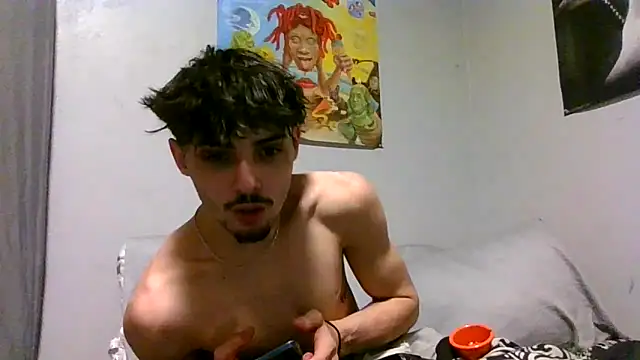 Snapshot of benriskey12 chatting on March 2026 07:15:01 AM benriskey12 online show from March 2026 07:15:01 AM