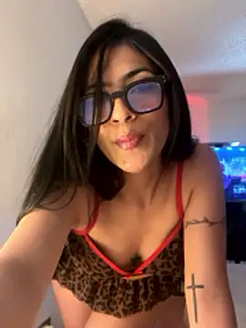 Exclusive Aurora online show from April 2026 05:34:01 AM