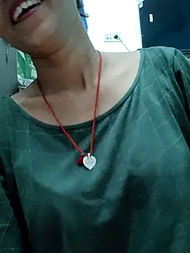 Sexy-Sandhya  online show from April 2026 05:32:02 PM