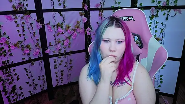kitsune little online show from June 2026 11:03:01 PM