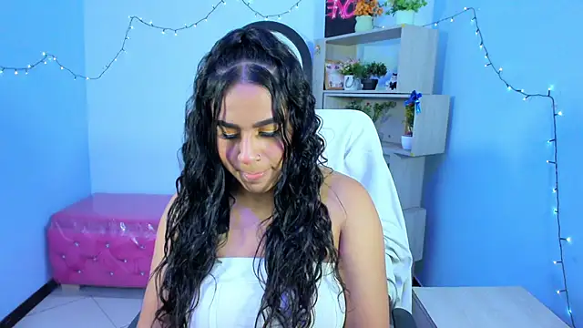Scarlett Moom online show from July 2026 04:07:02 AM