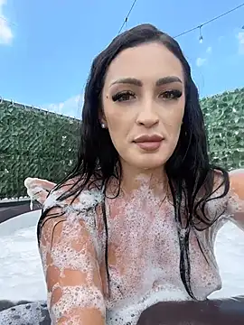 VictoriaLanes online show from June 2026 12:22:01 PM