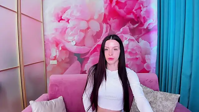 Snapshot of NoirDiva chatting on June 2026 05:36:02 AM NoirDiva online show from June 2026 05:36:02 AM