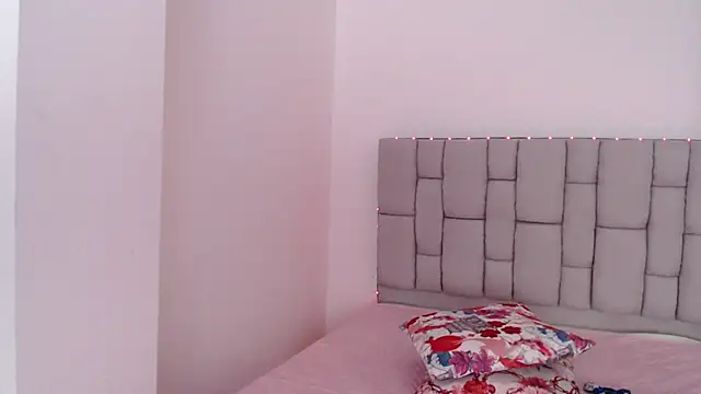 Snapshot of lily_rose1 chatting on June 2026 03:37:02 PM lily rose1 online show from June 2026 03:37:02 PM